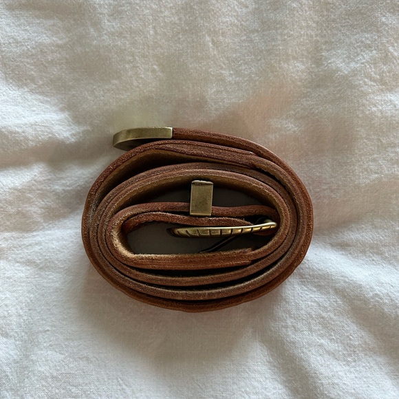 Tecovas Women’s Cowhide Light Brown Belt - Picture 9 of 9